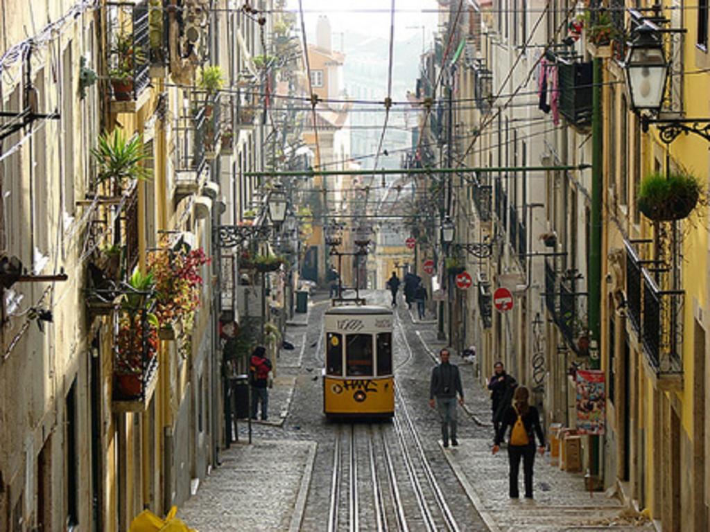 Apartamento Bairro Alto Lisbon Room photo
